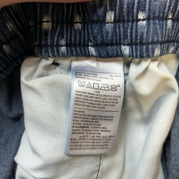 2/$30⚡️- SHORTS | Men’s Old Navy denim shorts size large - Picture 3 of 4